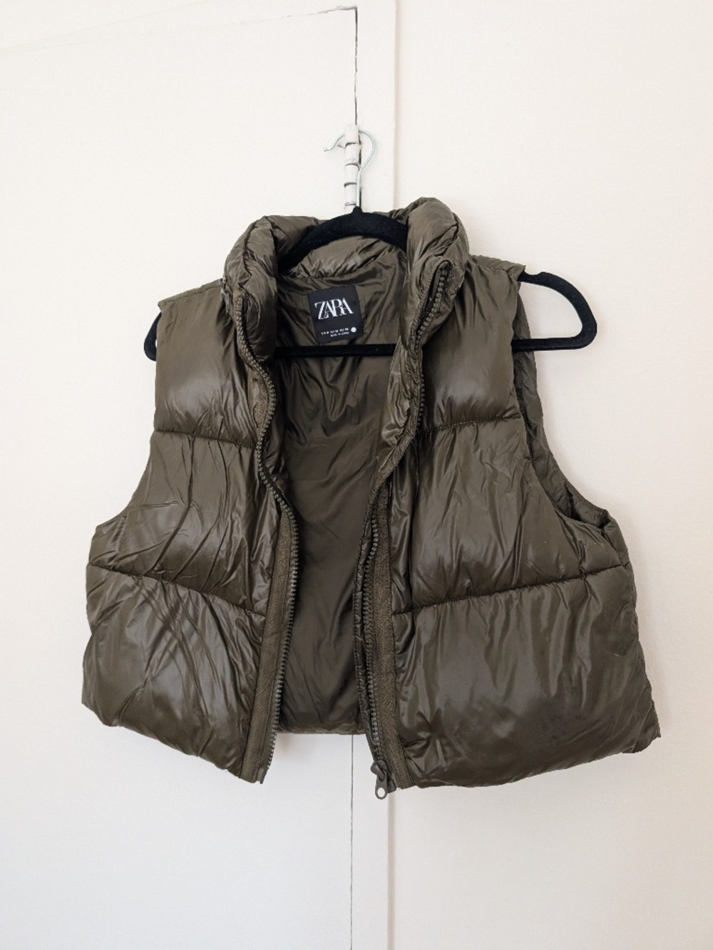 zara cropped puffer vest